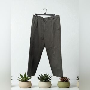 Dockers Men's Dark Olive Chinos Size 34x31 (EUC)